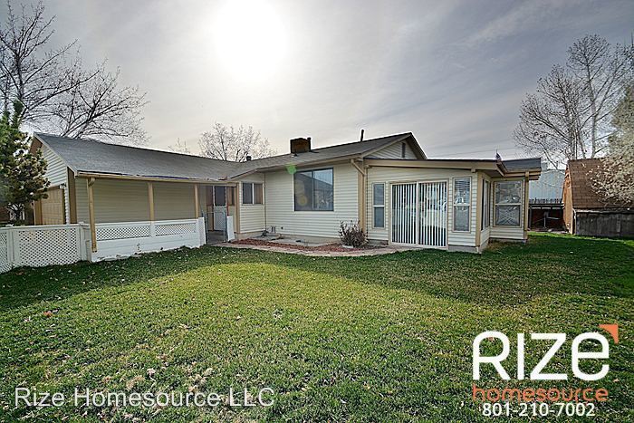 Primary Photo - 2553 N 1150 W