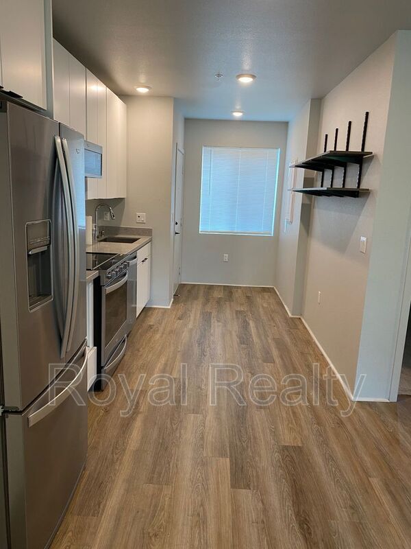 91-3617 Kamolehonua St. - 91-3617 Kamolehonua St.
