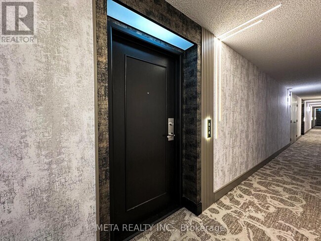 Photo du bâtiment - 1276 Maple Crossing Blvd