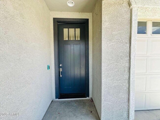 Foto del edificio - 2460 E Athena Ave