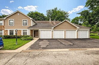 Building Photo - 275 Stonehill Ln