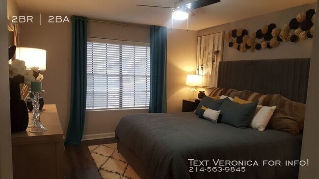 Building Photo - Awesome deal off Mopac