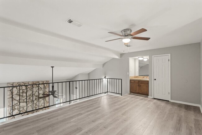 Foto del edificio - 12322 Wild Pine Dr