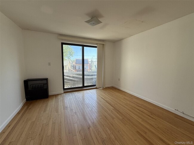 Building Photo - 1363 Gillespie Ave