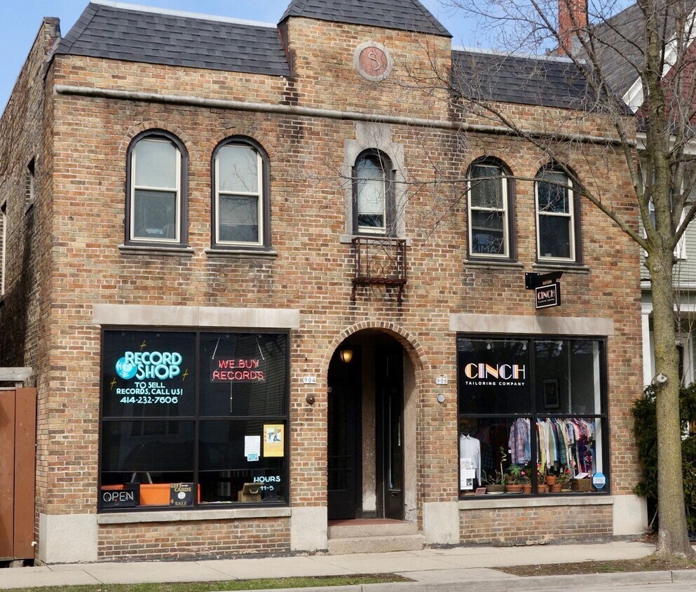 Foto principal - 904 E Center St