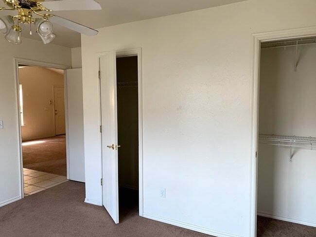 Building Photo - 1108-UNIT Brandywine Ln