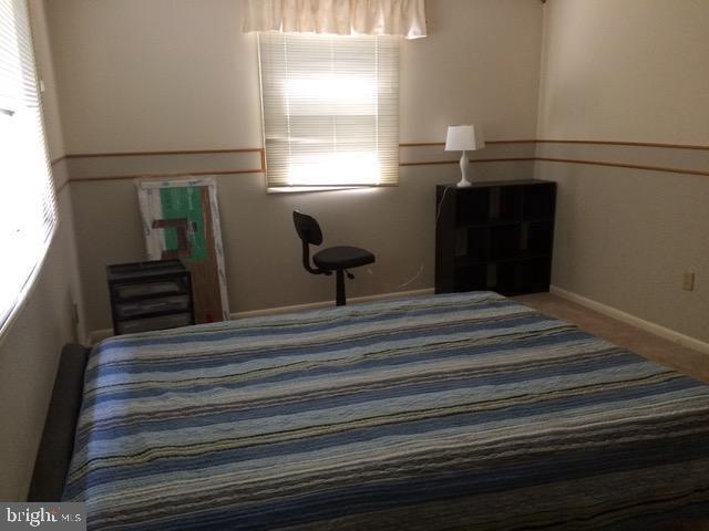 Building Photo - 507 Crabb Ave