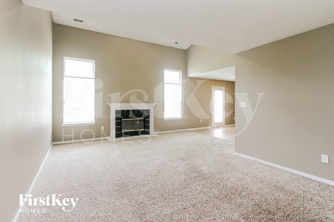 Building Photo - 353 Watercress Way