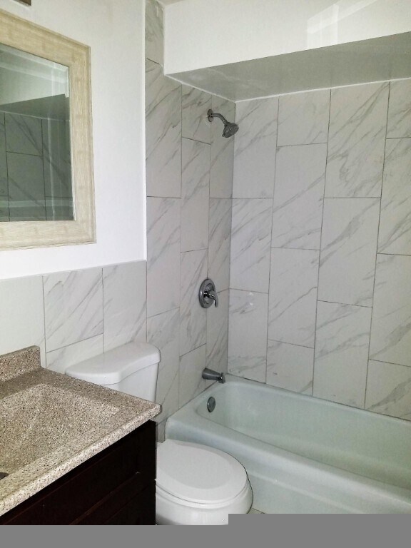 Foto del edificio - Renovated One Bedrooms