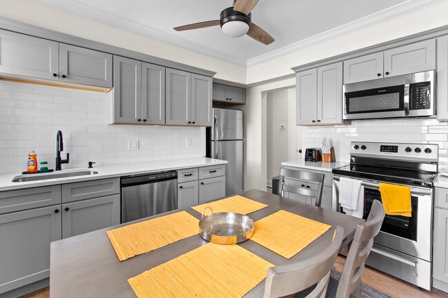Kitchen - 31 Juliette St