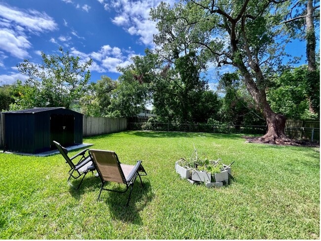 Building Photo - 4648 Cardinal Blvd