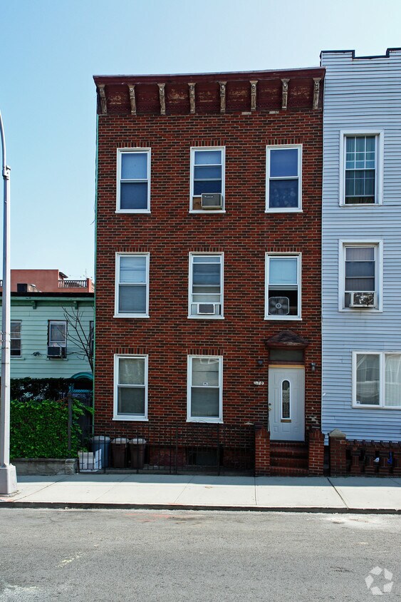 Building Photo - 279 16th St