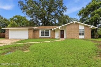 Building Photo - 3626 Wilcox Dr