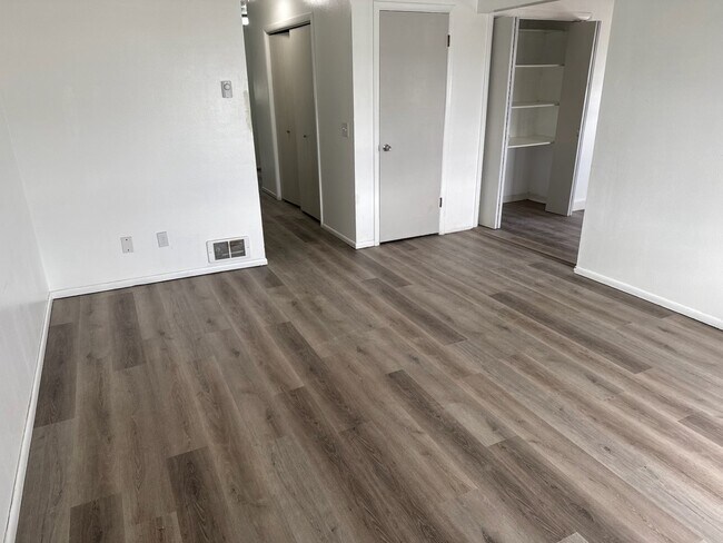 Foto del edificio - 2345 Stace St