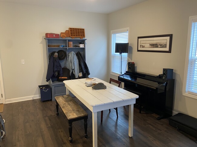 Foto del edificio - 2635 Cason Ln