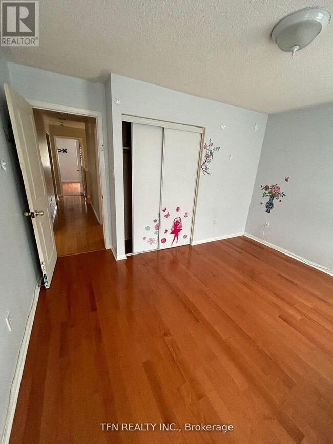 Building Photo - 117 Rouge River Dr