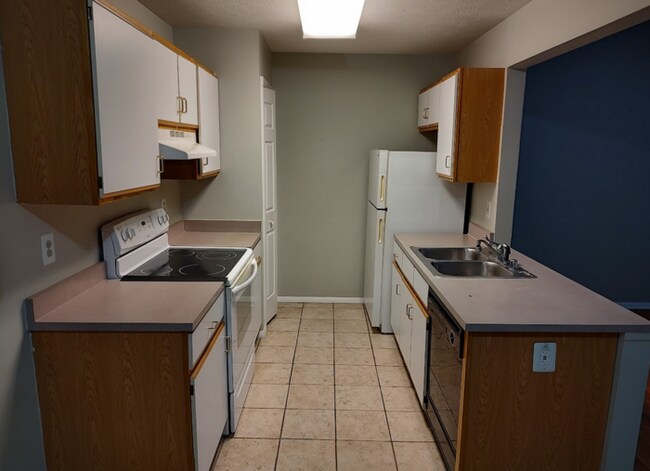 Foto del edificio - 9811 Michael Edward Dr