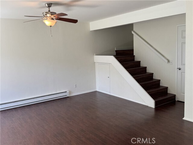 Building Photo - 374 Miraleste Dr