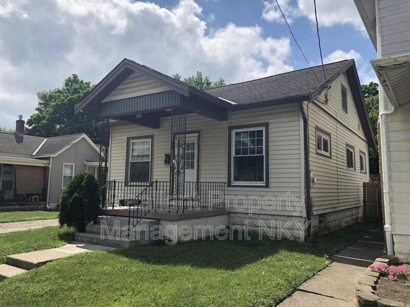 37 E 40th St, Covington, KY 41015 House for Rent in Covington, KY