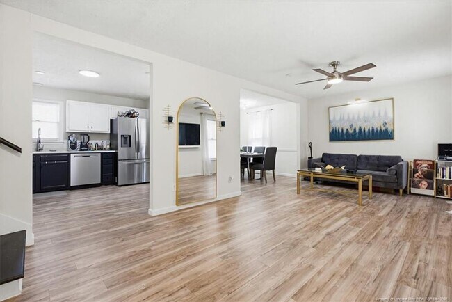 Foto del edificio - 1787 Hampton Oaks Dr