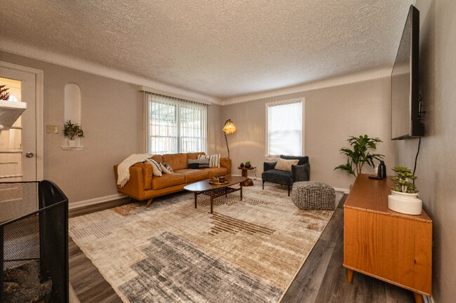 Foto del edificio - 3722 Bainbridge Rd