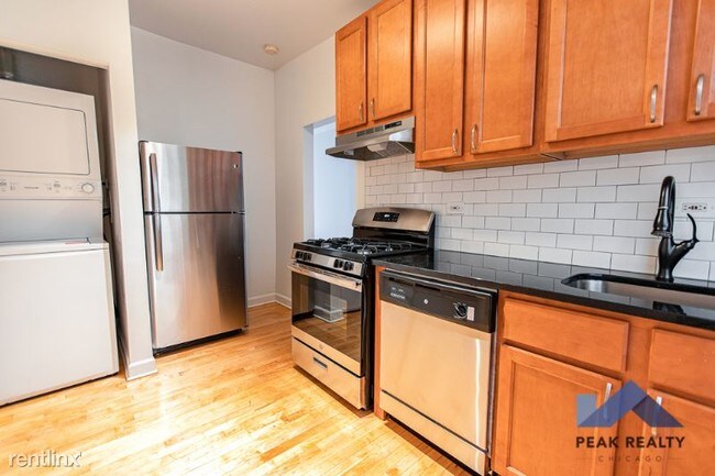 Building Photo - 2 br, 1 bath Apartment - 2148 N Central Ave