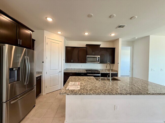 Foto del edificio - 20740 N Oasis Ln