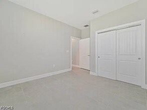 Building Photo - 42218 Edgewater Dr