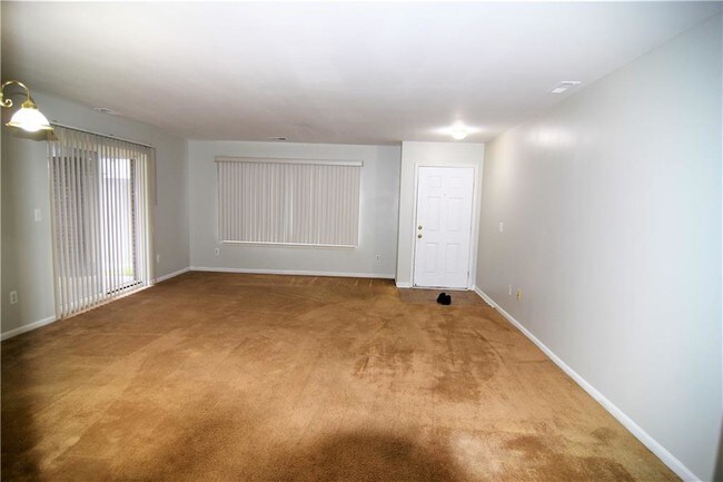 Foto del edificio - 3395 Whitaker Dr