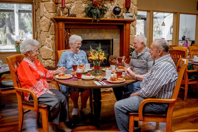 Beautiful Dining Room Complete w/ Fireplace - Bestland Independent Living