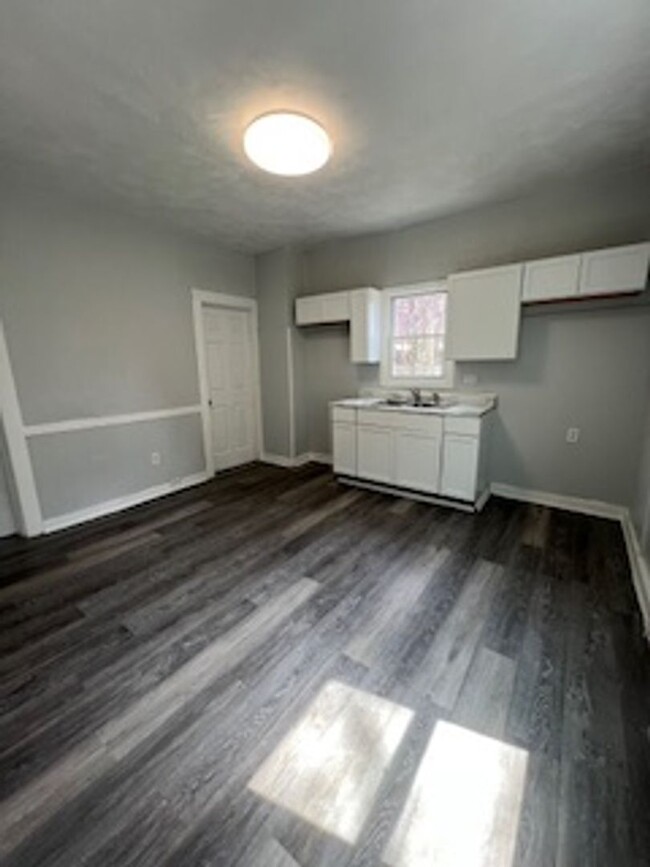 Foto del edificio - 3119 W 68th St