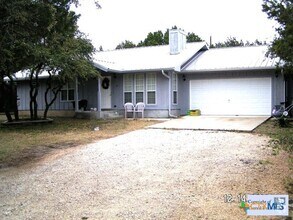 Building Photo - 1640 Lonesome
