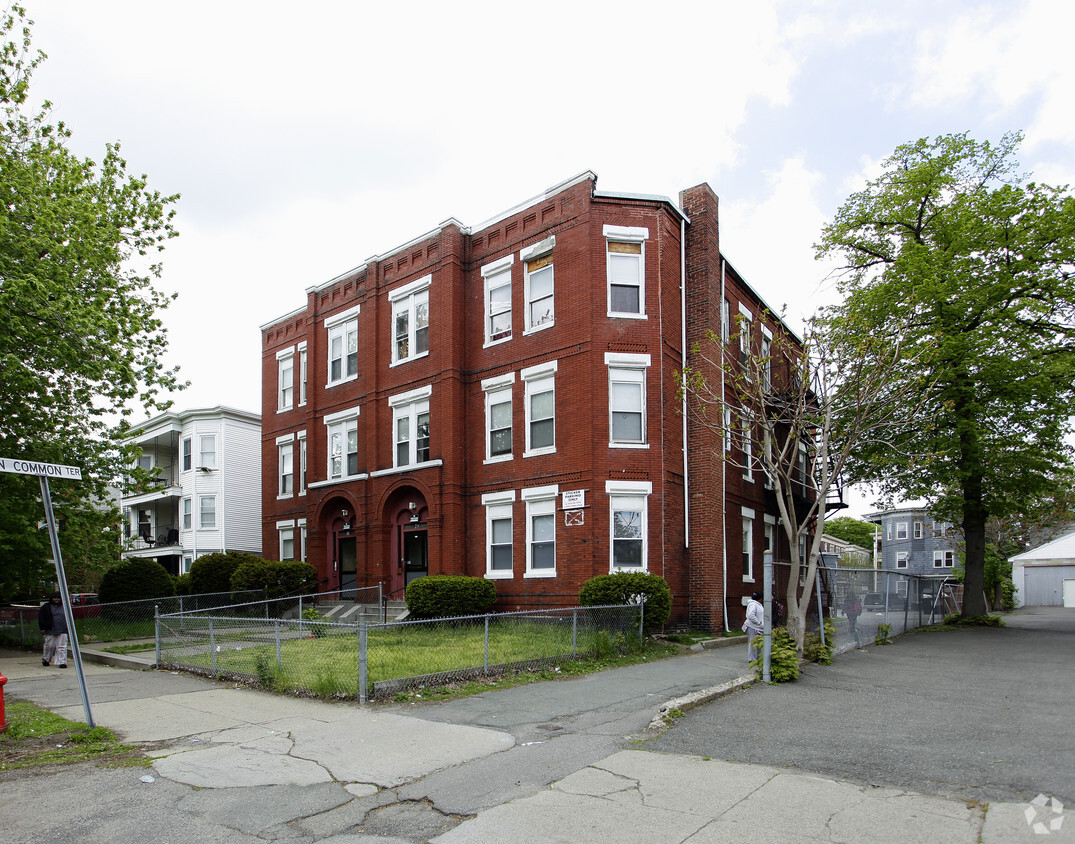 Primary Photo - 79-81 N Common St