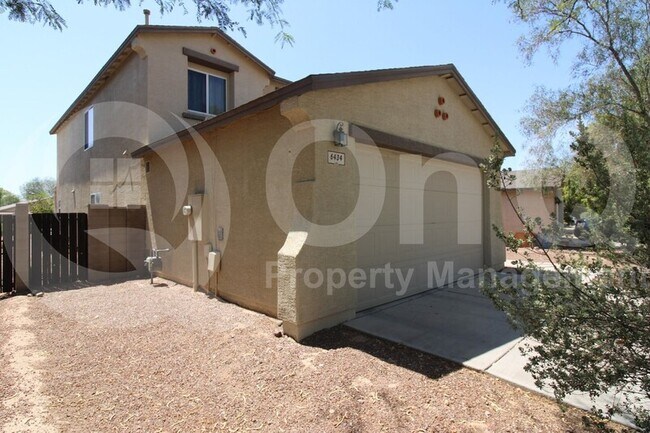 Building Photo - 6434 S Sunrise Valley Dr