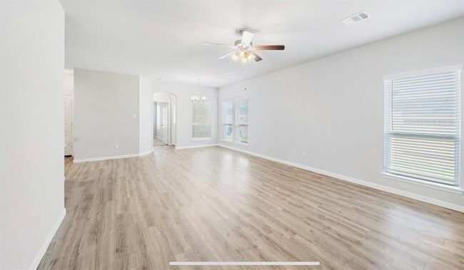 Building Photo - 10314 Birch Peak Dr
