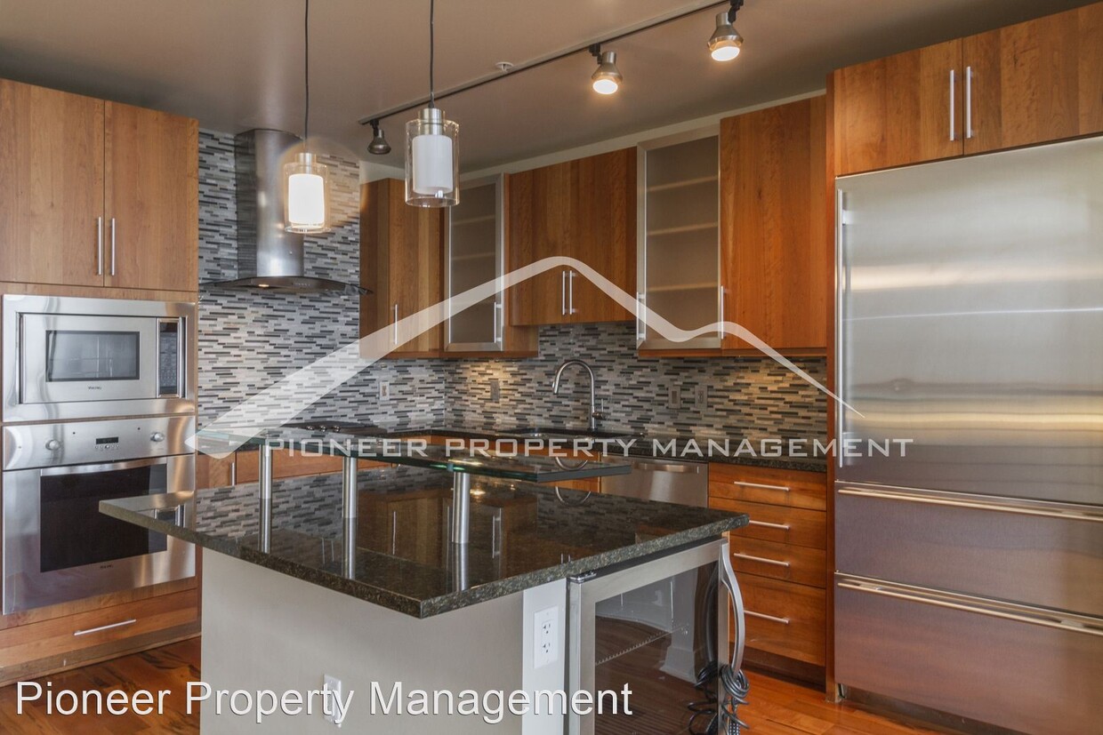 Foto principal - 2 br, 2.5 bath House - 2229 Blake St #708