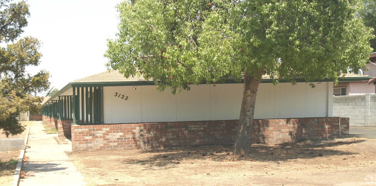 Building Photo - Citrus Acres