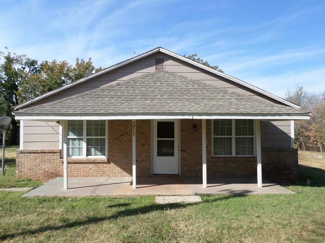 Primary Photo - 7217 Harrison Blvd