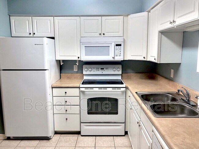 Building Photo - 416 Cambridge Cir