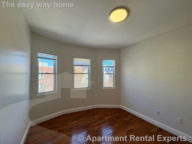 Foto del edificio - 360 Somerville Ave