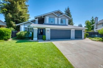 Building Photo - 6225 Thicket Ct