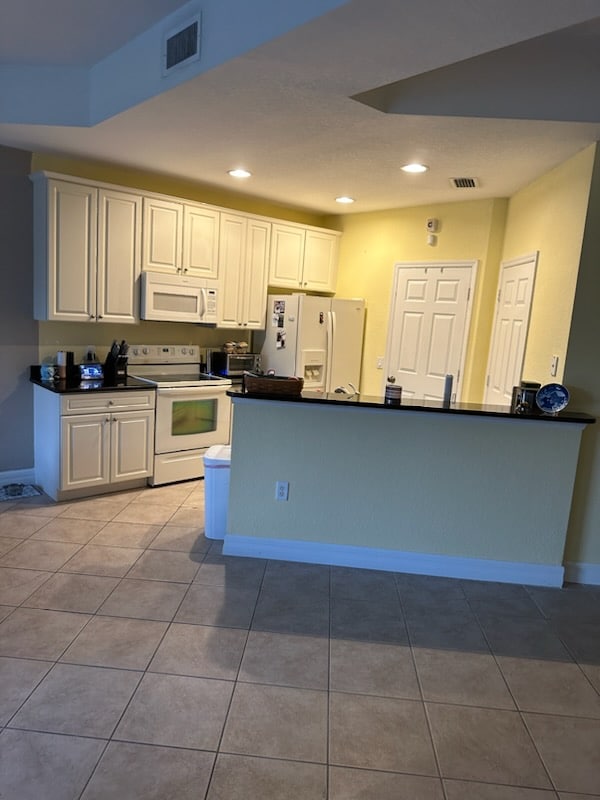 Building Photo - 16114 Via Solera Cir