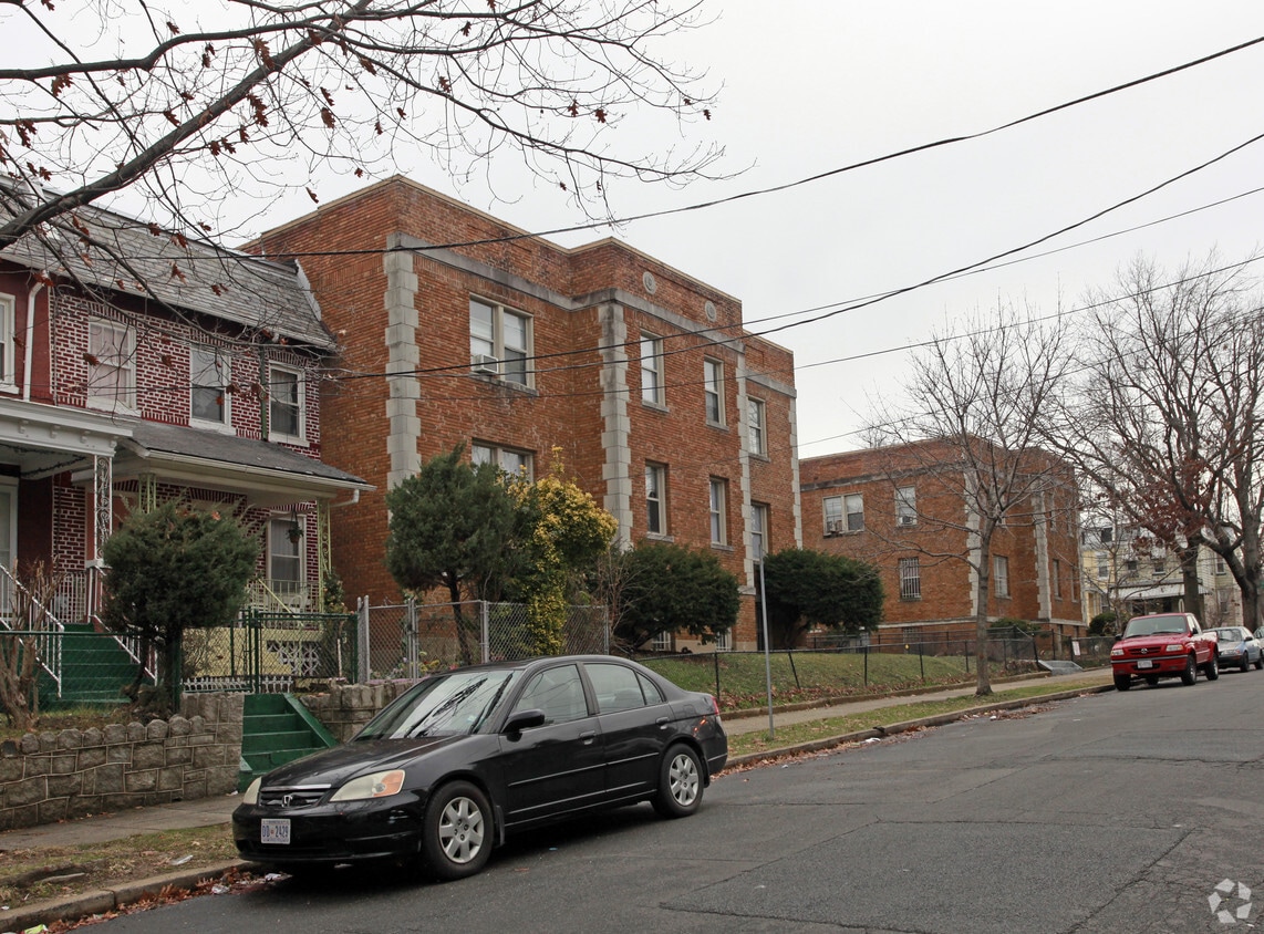 Building Photo - 5320 8th St NW