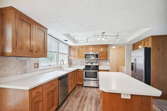 Foto del edificio - 1402 Kingstream Dr