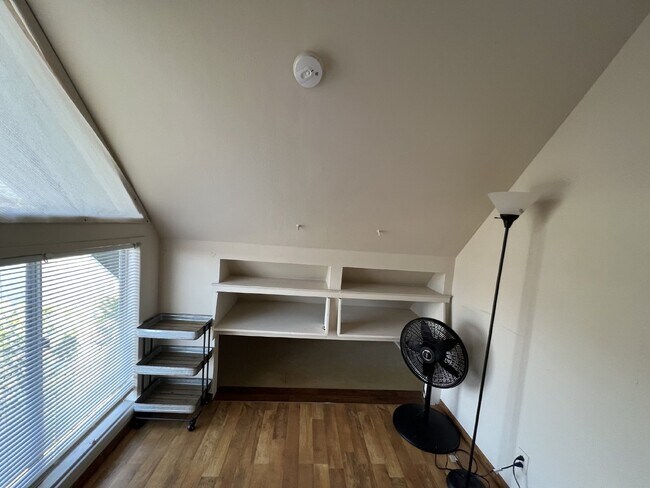 Foto del edificio - Private Furnished Bedroom for Rent – Near SDSU  Comfortable and fully furnished private bedroom a...
