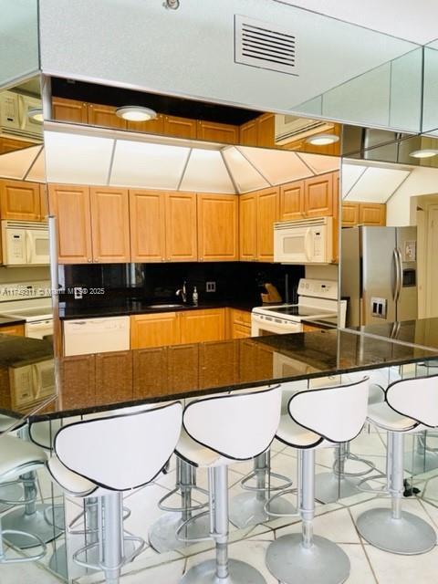Foto del edificio - 20281 E Country Club Dr