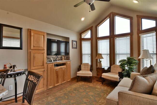 Foto del edificio - 12570 Farm to Market 1155 E