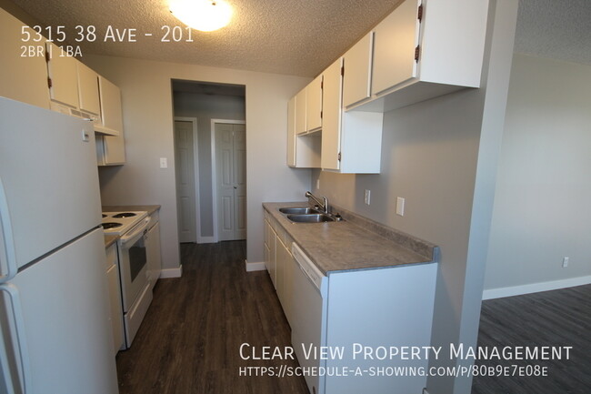 Photo du bâtiment - 2Bed/1Bath Beautiful Suite Taber Manor Com...