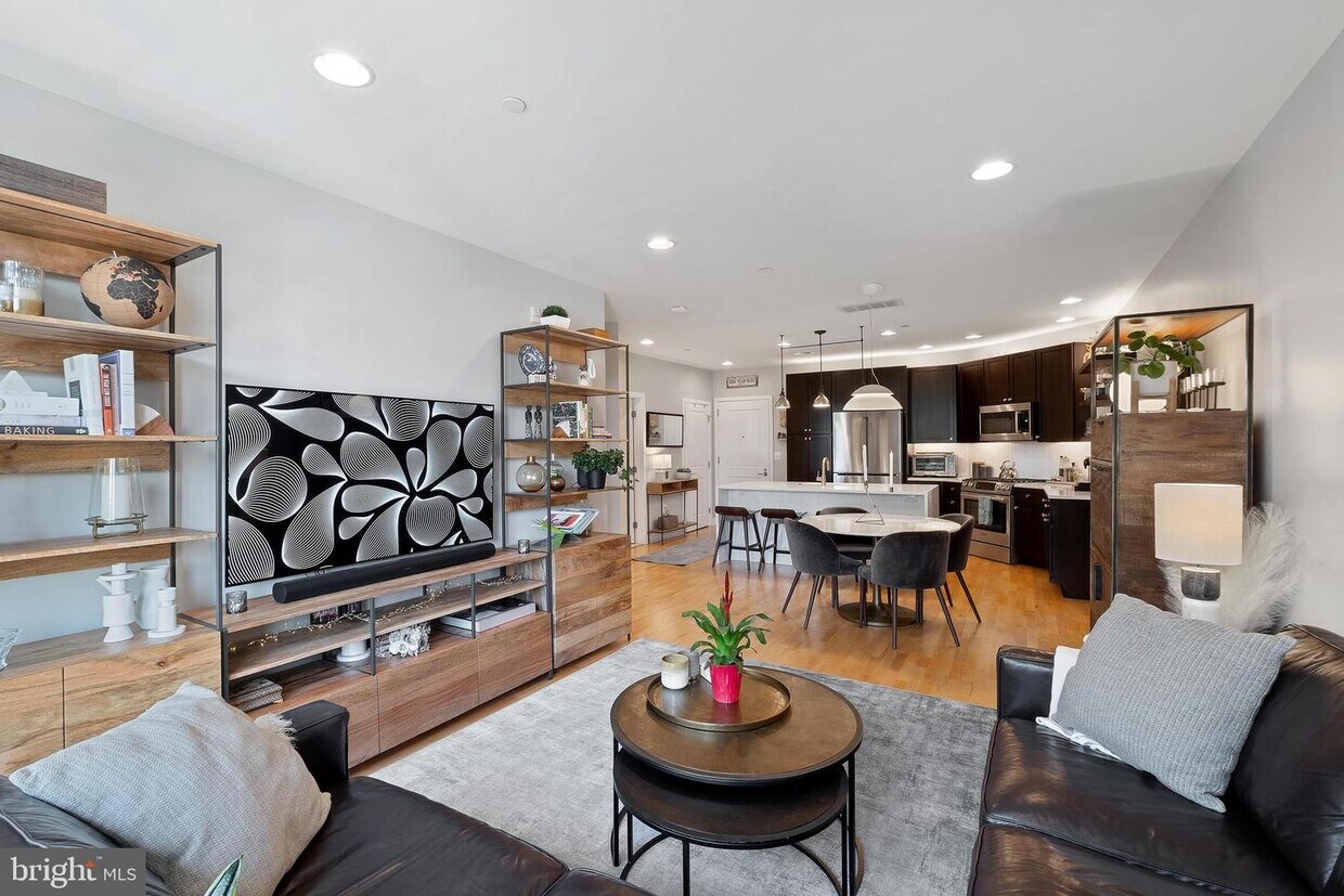 Foto principal - 600 S 24th St