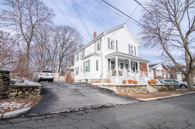 Building Photo - 12 Ravine Terrace